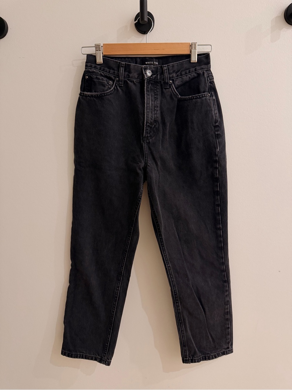 White Fox Black High-Rise Ankle Cut Jeans